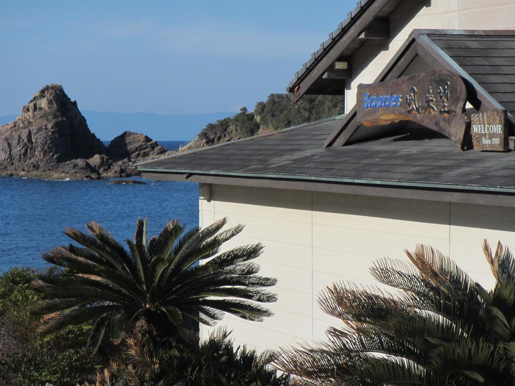 Hostel Amakusa West Coast Backpackers Fu-Raibou Exterior foto